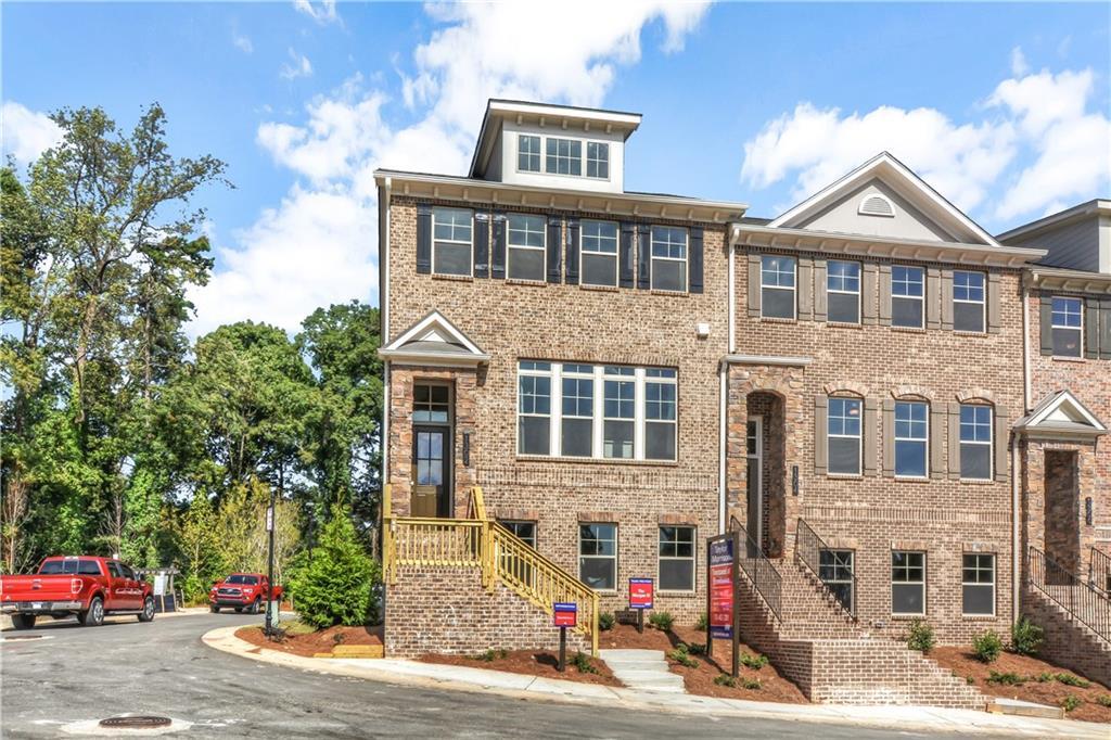 1302 Harris Way #47, Brookhaven, GA 30319