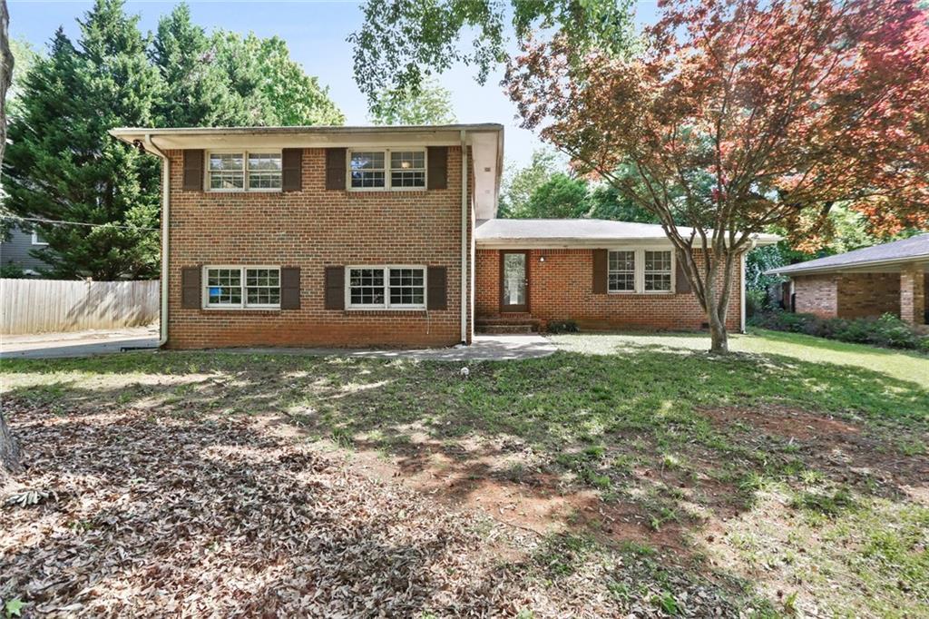 982 Hilburn Dr., Atlanta, GA 30316