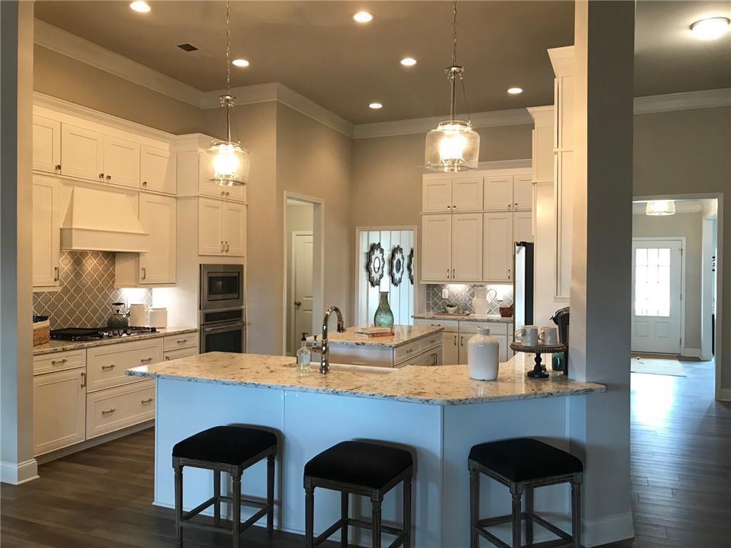 3695 Woodlawn Ct., Buford, GA 30519