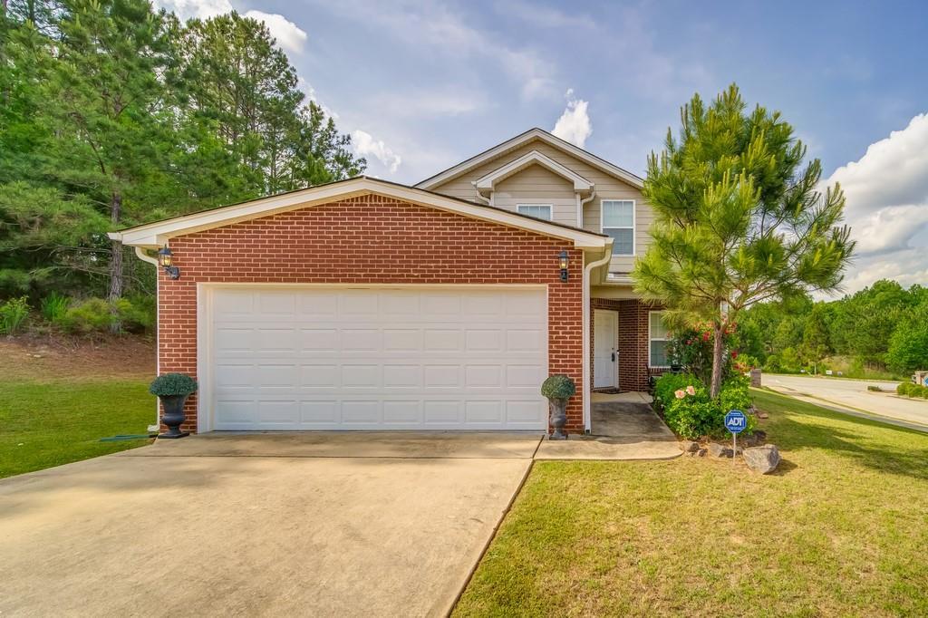 800 Rosemary Ln., Locust Grove, GA 30248