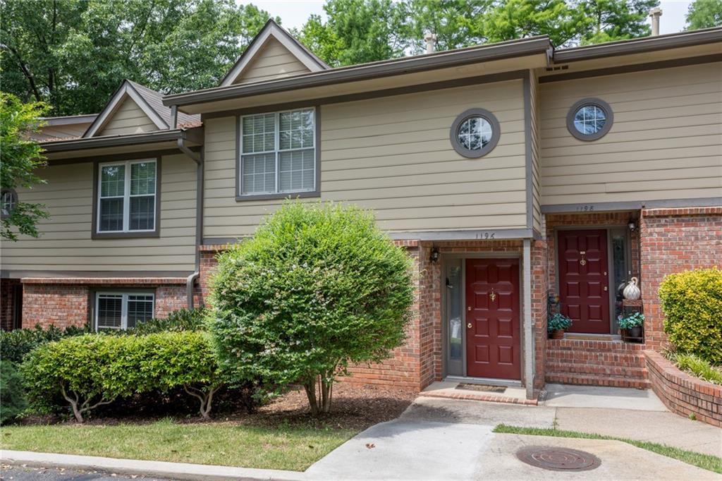 1196 Weatherstone Dr., Atlanta, GA 30324