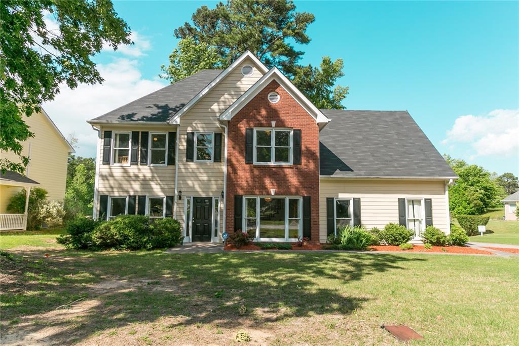 2860 Hunters Pond Ln., Snellville, GA 30078