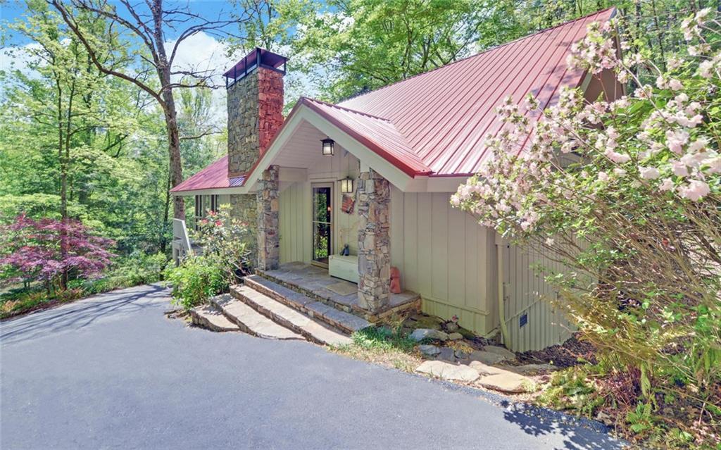 1470 Coopers Creek Road, Suches, GA 30572