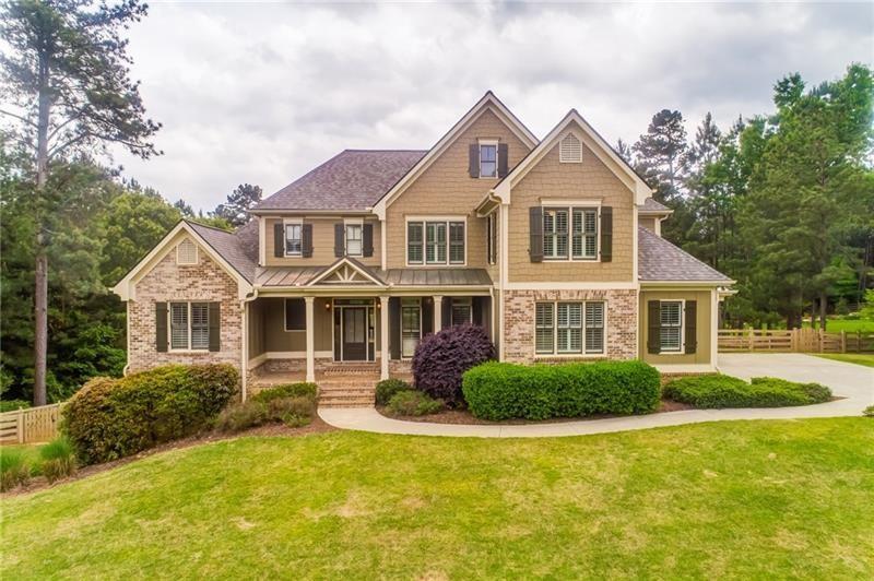 204 Little Bear Tr., Canton, GA 30114