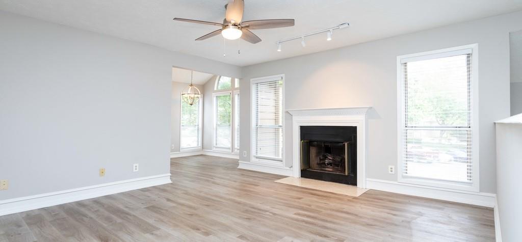 2013 Canyon Point Cir., Roswell, GA 30076