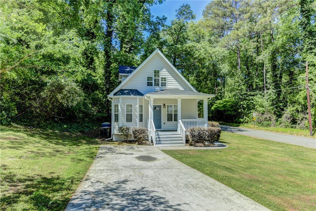 1903 Lisbon Dr., Atlanta, GA 30310