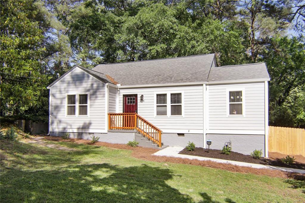 2516 Hood Ave., Atlanta, GA 30318