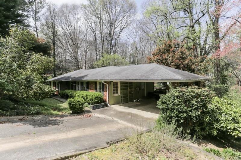 400 Highbrook Dr., Sandy Springs, GA 30342
