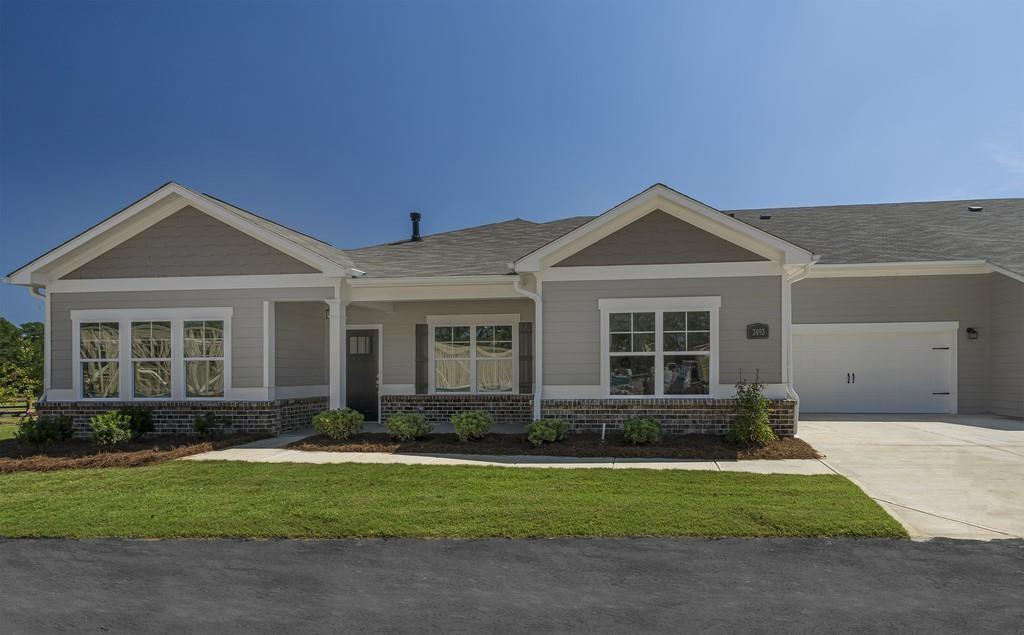 2471 Rathburn Cir., Loganville, GA 30052