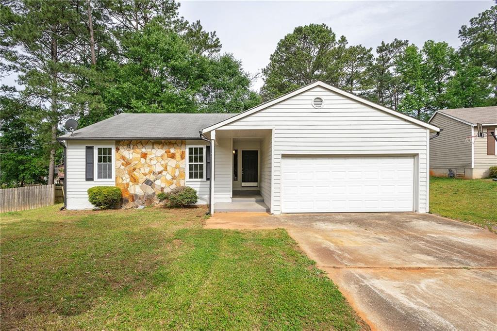 1090 Reynolds Ct., Morrow, GA 30260