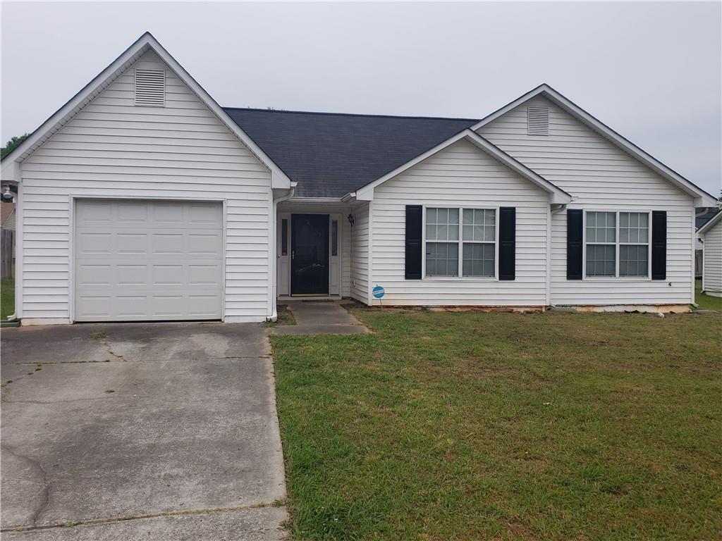 5897 Creekside Dr., Rex, GA 30273