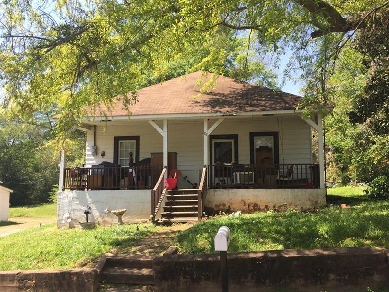 82 Maple St., Grantville, GA 30220