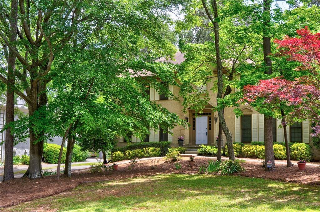 9008 Carroll Manor Dr., Sandy Springs, GA 30350