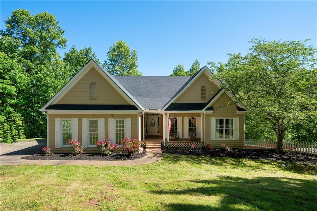 486 Cherokee Forest Park Dr., Ball Ground, GA 30107