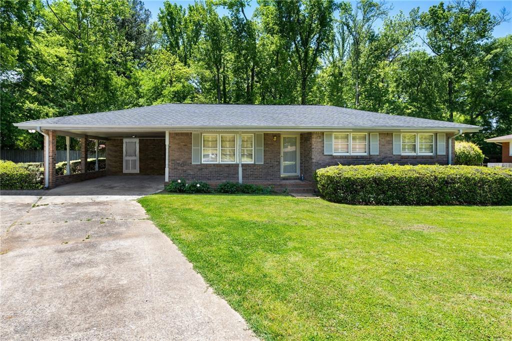 102 Davis Dr., Cartersville, GA 30120