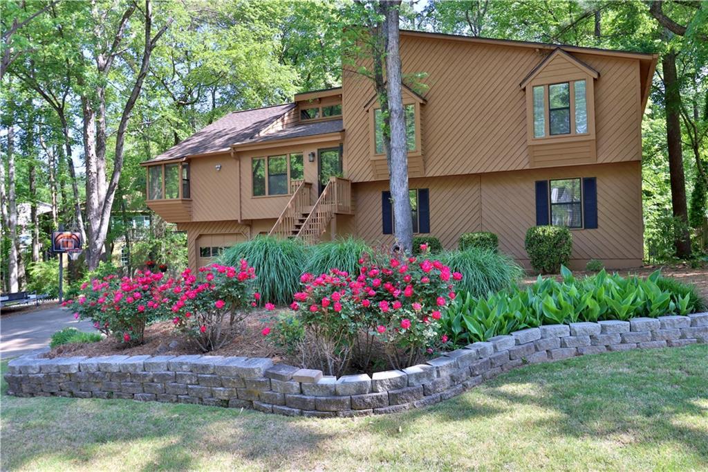 1321 Shadowood Tr., Marietta, GA 30066