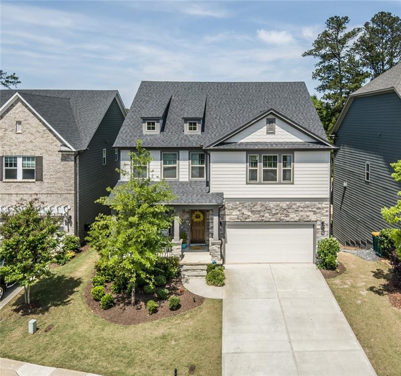 302 Lakeway Cir., Woodstock, GA 30188