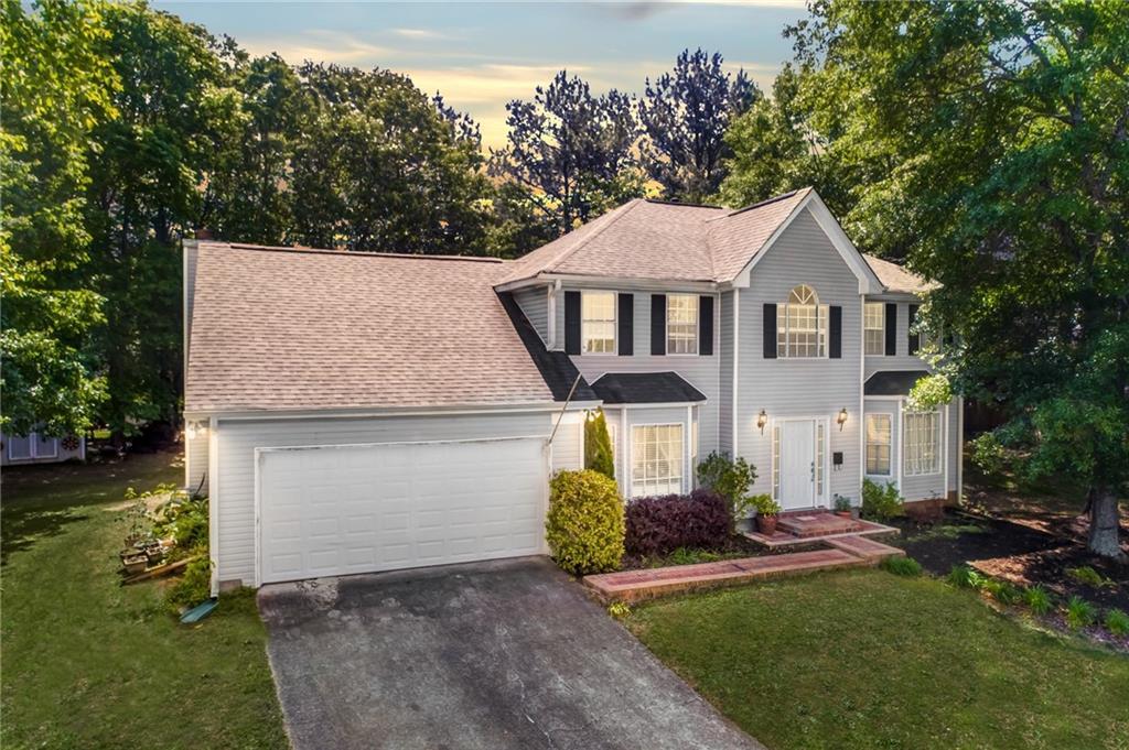 665 Oakdale Ln., Canton, GA 30114