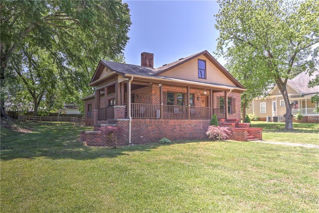 108 Bowden St., Commerce, GA 30529