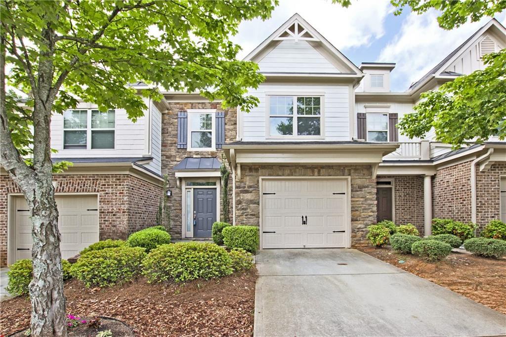 5147 Madeline Pl., Stone Mountain, GA 30083
