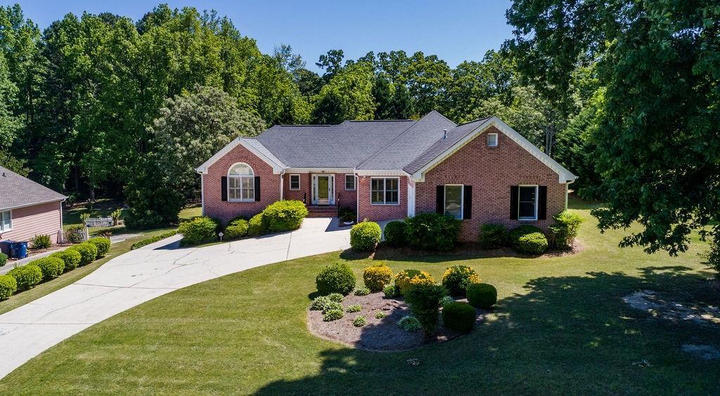1975 Holland Park Dr., Buford, GA 30519