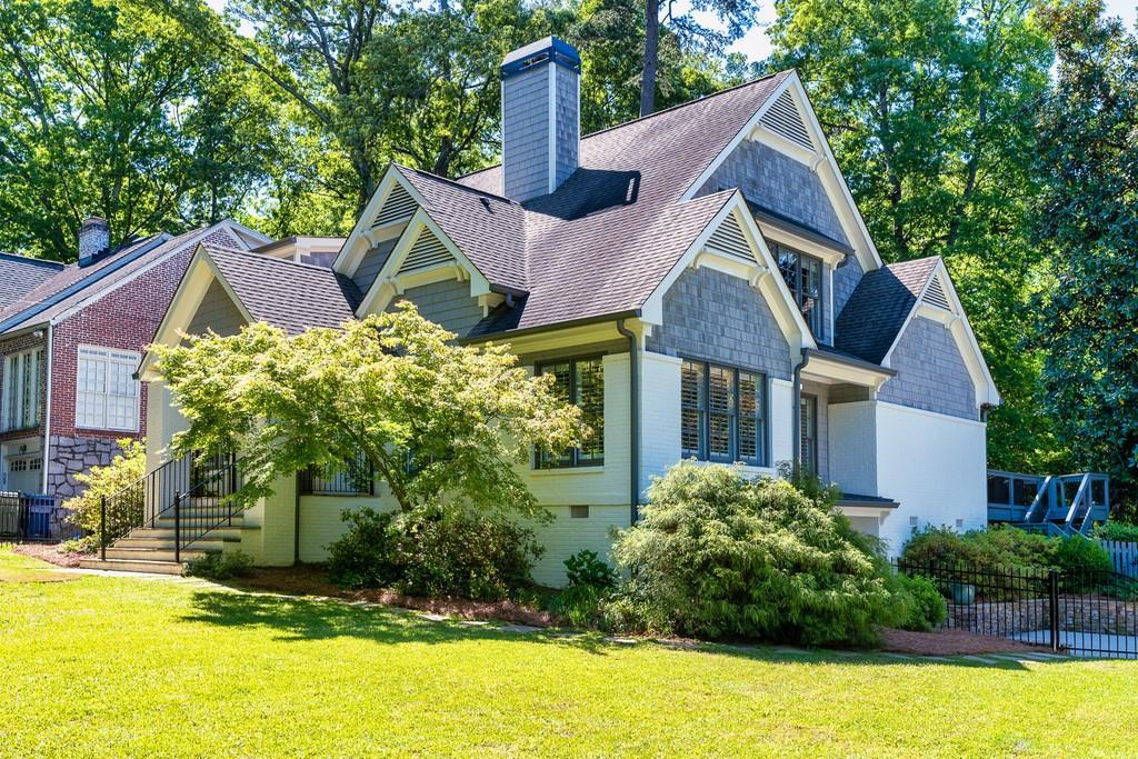 2693 Ellwood Dr., Atlanta, GA 30305