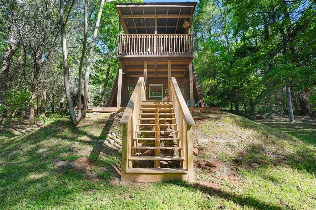 880 Deer Woods Tr., Cleveland, GA 30528