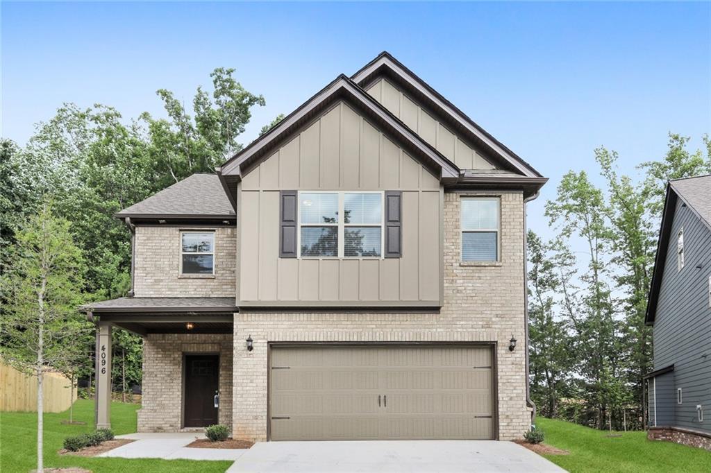 4096 Woodland Park Dr., Atlanta, GA 30331