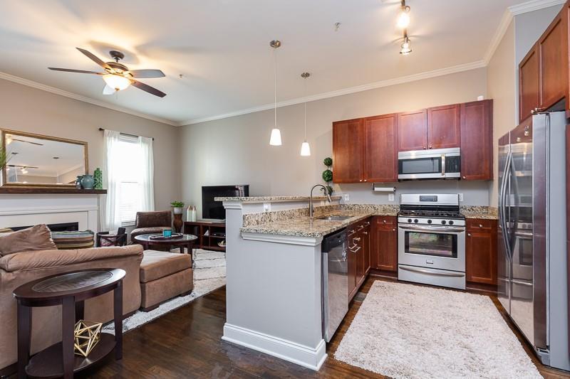 1969 Sterling Oaks Cir., Brookhaven, GA 30319