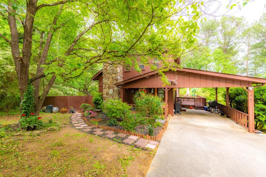 297 Scott Cir., Calhoun, GA 30701