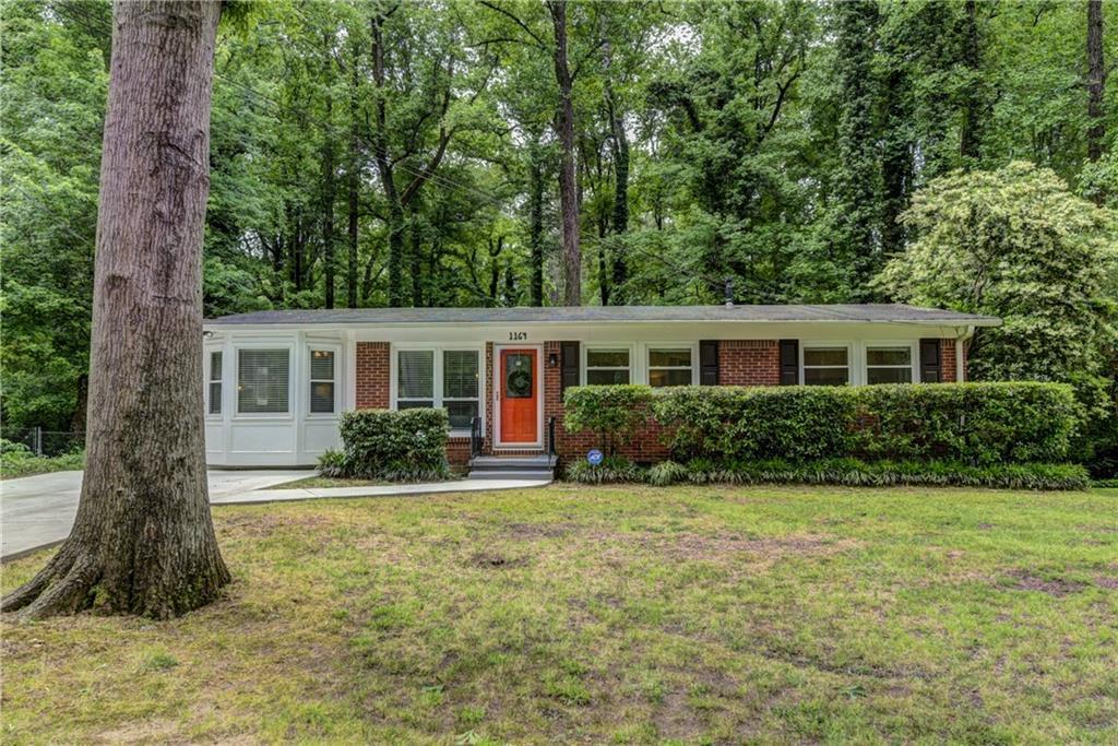 1164 Greenbriar Cir., Decatur, GA 30033