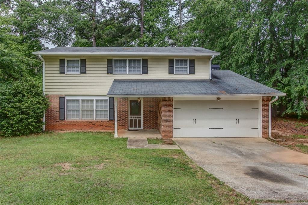 1176 Woodbridge Dr., Conyers, GA 30012