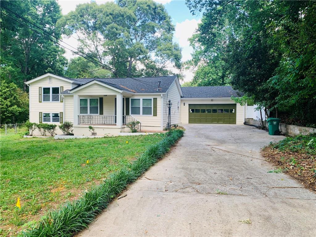 1746 Glenhaven Cir., Decatur, GA 30035