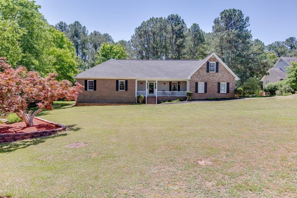 1755 Skyland Glen Dr., Snellville, GA 30078