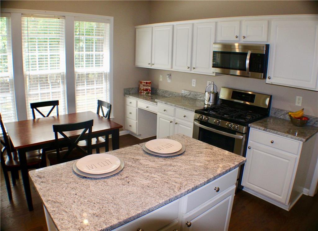 3035 Donamire Ct., Kennesaw, GA 30144