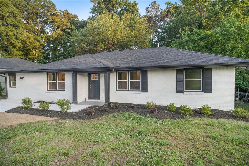 1702 Valencia Rd., Decatur, GA 30032