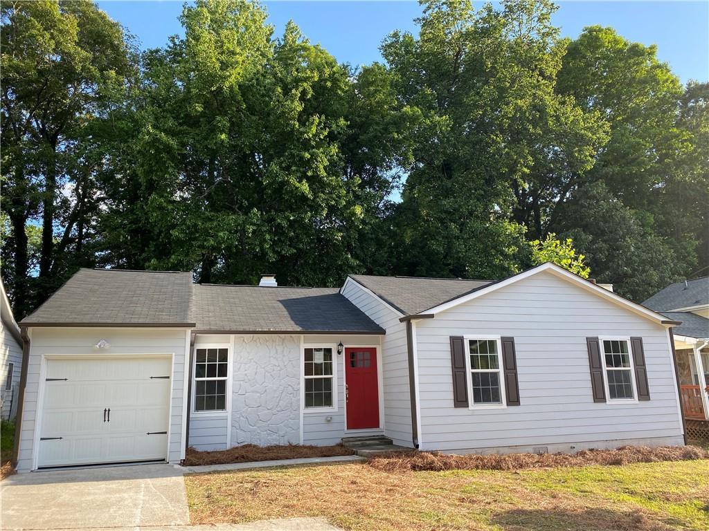 5389 Ridge Forest Dr., Stone Mountain, GA 30083