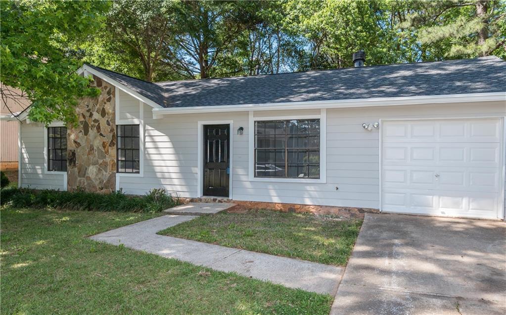839 Cadet Ct., Lilburn, GA 30047