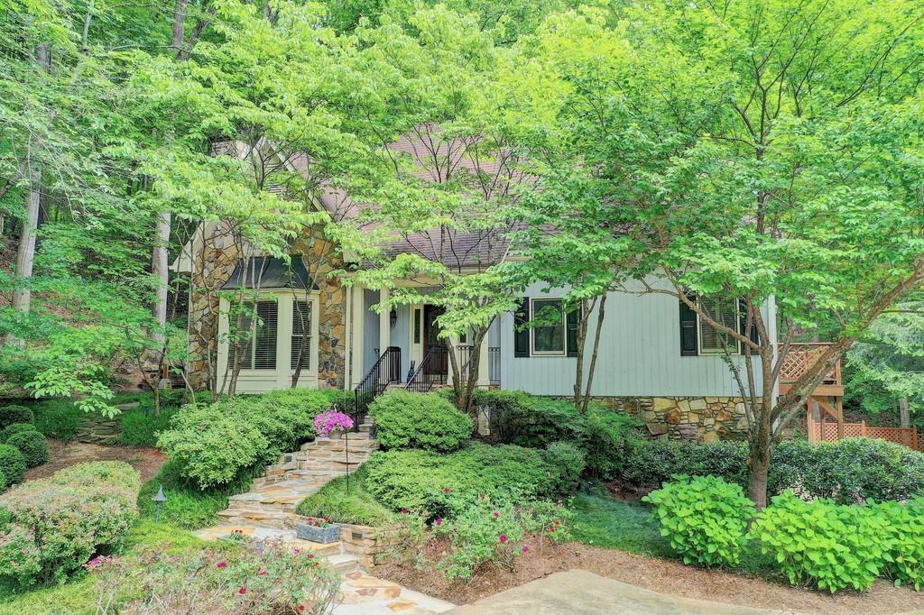 9400 Huntcliff Trace, Atlanta, GA 30350