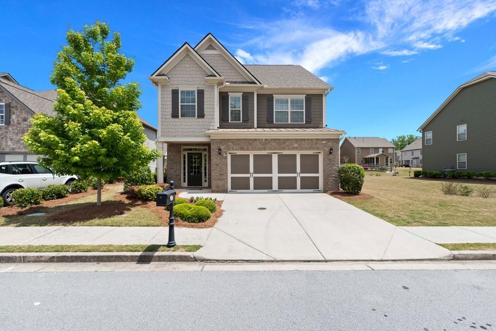 6837 Big Sky Dr., Flowery Branch, GA 30542