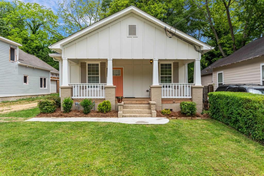 1704 Evans Dr., Atlanta, GA 30310