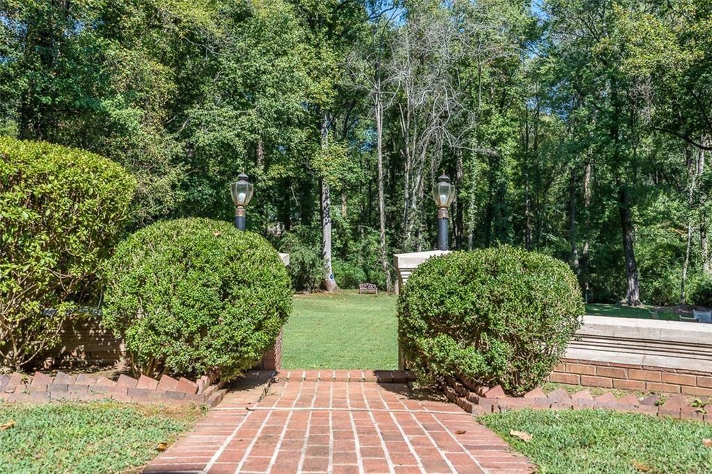 4887 Greenway Rd., Norcross, GA 30071