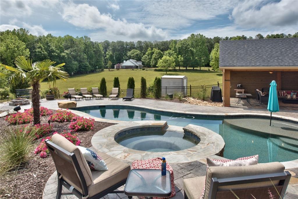 4724 Lower Jersey Rd., Oxford, GA 30054
