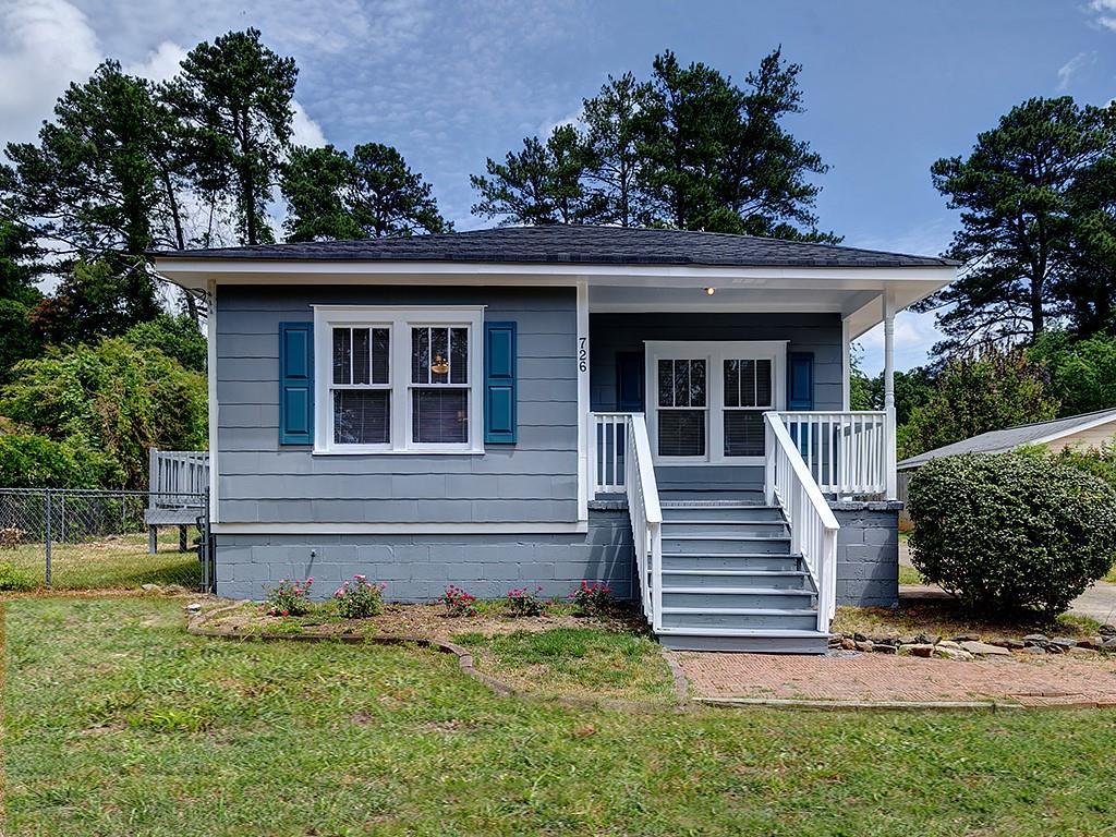 726 Johnson Rd., Jonesboro, GA 30236