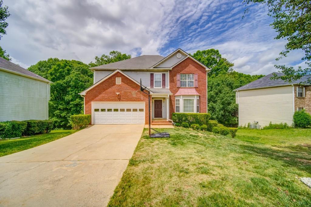 3317 Rockmill Dr., Ellenwood, GA 30294