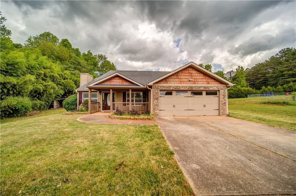 60 Adams Ln., Rockmart, GA 30153
