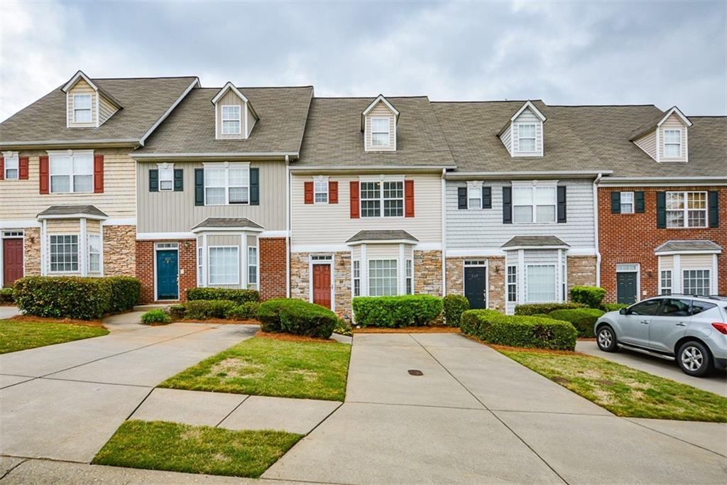 225 Derby Ct., Acworth, GA 30102