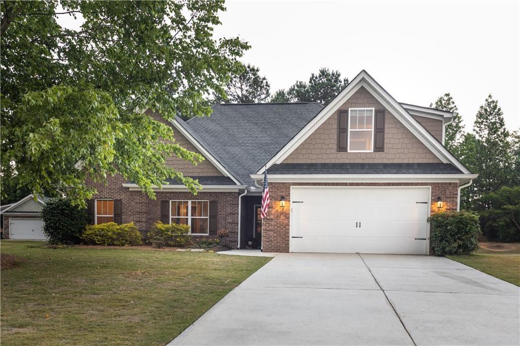 1504 Guthrie Crossing Dr., Loganville, GA 30052