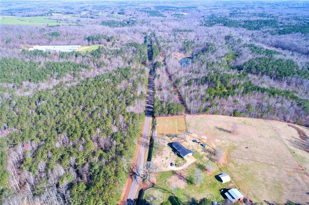 710 Old Roanoke Rd., Bowdon, GA 30108