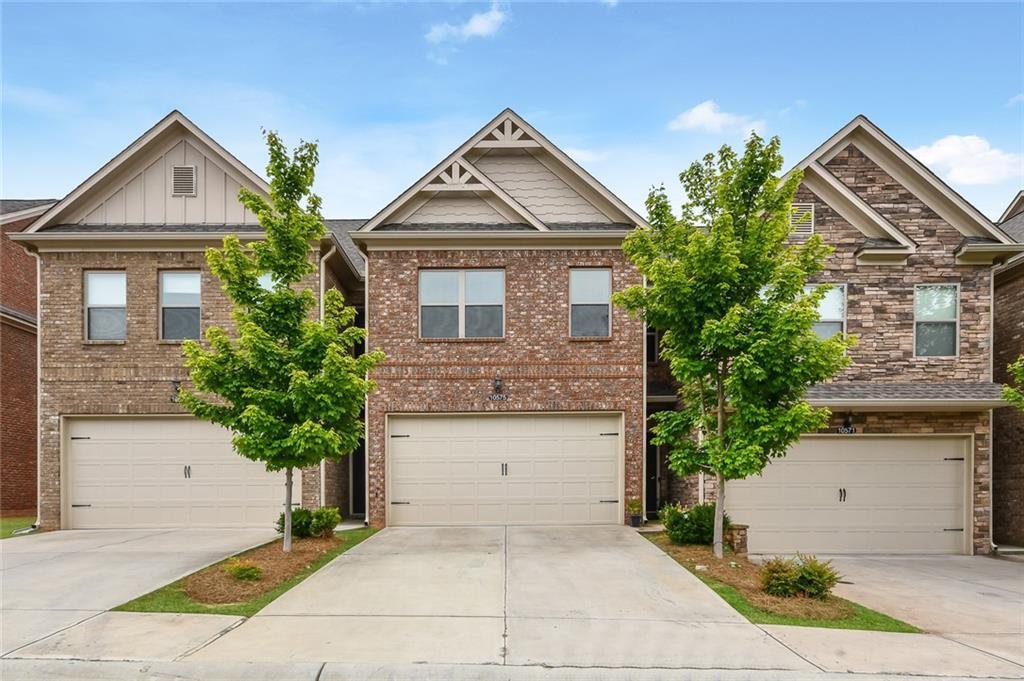 10575 Naramore Ln., Alpharetta, GA 30022